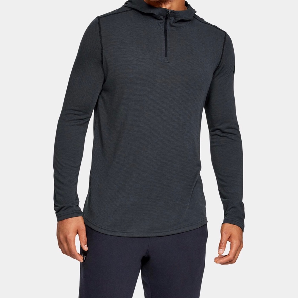 Under Armour Men’s long sleeve with hood